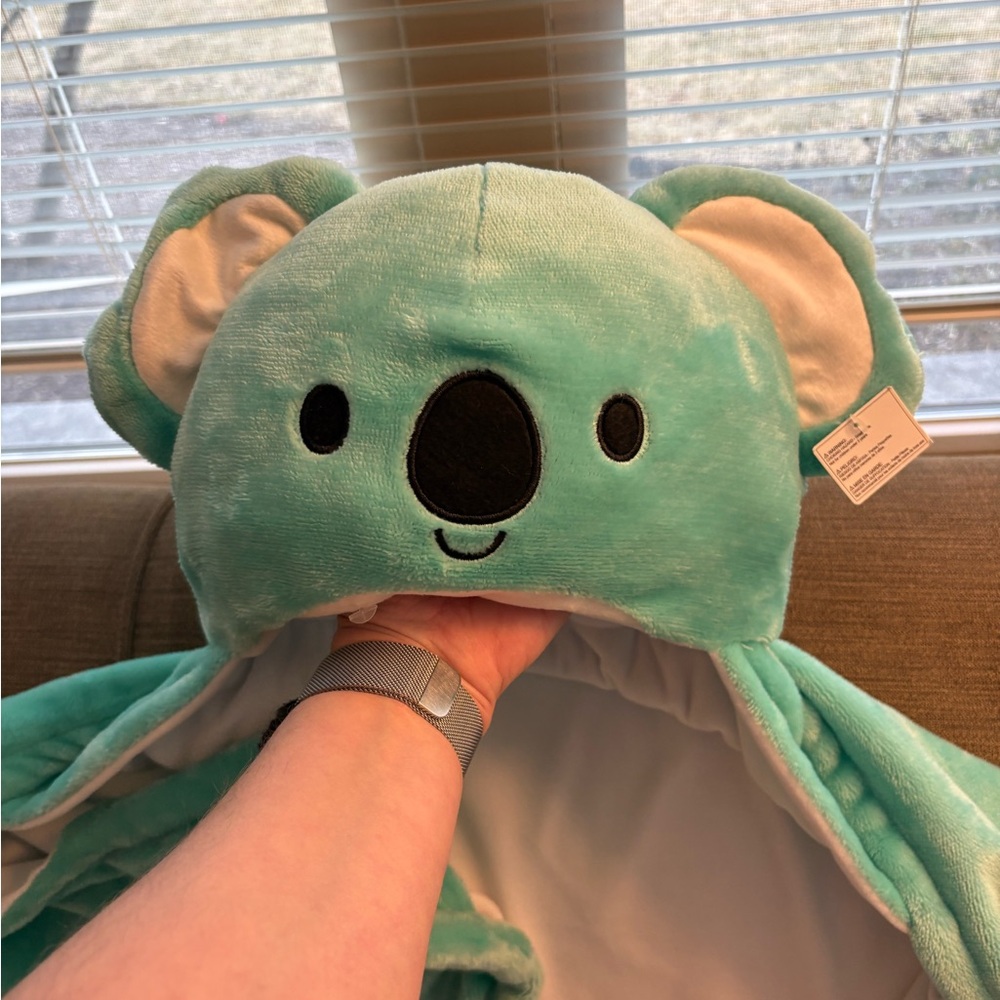 Cozy Koala Hooded Blanket for Kids - Green